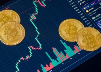El Bitcoin se mantiene firme mientras las altcoins ceden terreno: Ethereum se afianza en el liderazgo del mercado.