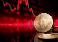 Las grandes instituciones dan un paso atrás en la adquisición de bitcoin y ether
