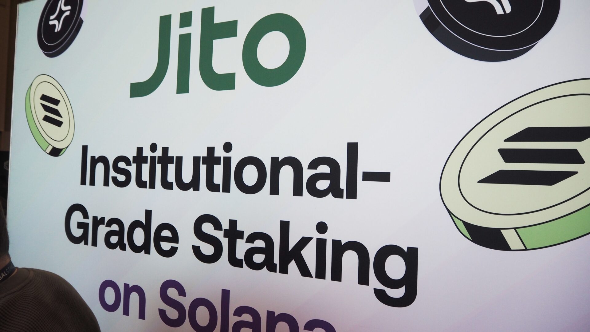 Jito de Solana sugiere destinar la totalidad de las tarifas de Block Engine al tesoro del DAO: ¿una jugada maestra?