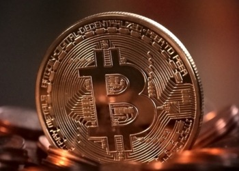 La fiebre del Bitcoin se apodera de Madrid: descubre por qué la criptomoneda conquista a los madrileños.