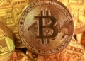 Una misteriosa ballena cripto que adquirió 1.000 bitcoins por tan solo 712.000 euros hace más de 12 años vuelve a la carga: su inversión ahora rozaría los 100 millones.