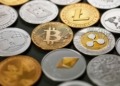 Mercado cripto en vilo tras recorte de la Fed y el primer ETF de Dogecoin