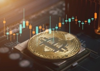 El clima económico enfría el fervor cripto: Bitcoin y Ethereum se desploman al ritmo de Wall Street.