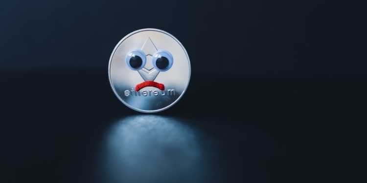 La sorpresiva desbandada de fondos ETF de Ethereum mientras el precio de ETH se desploma un 10%