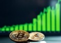 Revelan cómo una empresa acaparadora de criptomonedas sacudió el mercado de Bitcoin, Ethereum y Solana.