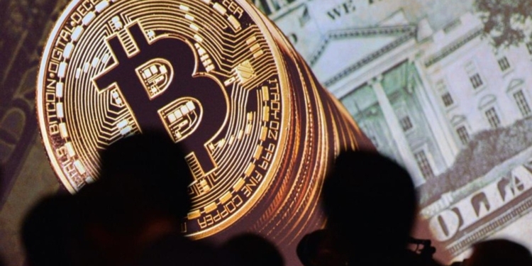 Bitcoin inicia su «Uptober» y supera los 125.000 dólares, alcanzando un nuevo récord histórico.