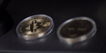 La adopción institucional y los ETFs impulsan el auge sorprendente del bitcoin y el ethereum.