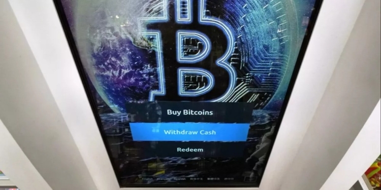 El oro y Bitcoin alcanzan máximos históricos en medio de la tormenta económica.