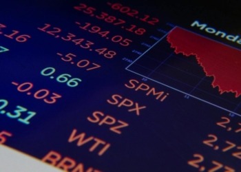 El derrumbe de las criptomonedas en octubre de 2025 expone las debilidades del sistema financiero global.