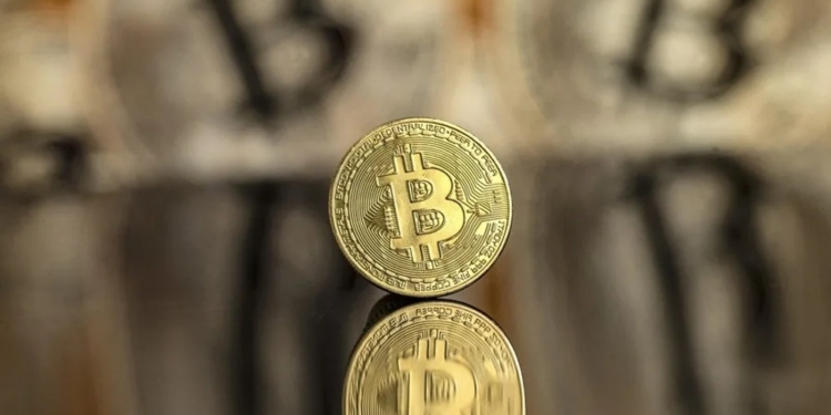 El bitcóin se desploma y se aleja de la barrera de los 100.000 dólares