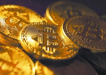 La sorprendente caída de Bitcoin: ¿por qué ha retrocedido de nuevo por debajo de los 100,000 dólares? 4 La sorprendente caída de Bitcoin: ¿por qué ha retrocedido de nuevo por debajo de los 100,000 dólares?