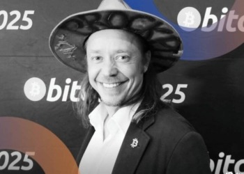 Descubren correos de Epstein que revelan un intrigante encuentro sobre Bitcoin en su lujosa mansión de Manhattan con Brock Pierce. 7 Descubren correos de Epstein que revelan un intrigante encuentro sobre Bitcoin en su lujosa mansión de Manhattan con Brock Pierce.