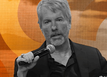 Michael Saylor desmiente los rumores sobre la venta de Bitcoin y revela un inesperado incremento en sus adquisiciones. 4 Michael Saylor desmiente los rumores sobre la venta de Bitcoin y revela un inesperado incremento en sus adquisiciones.