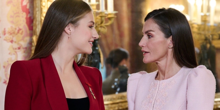 Los sorprendentes gestos de la Familia Real: ¿Es la princesa Leonor quien vela por la reina Letizia?