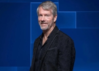 La caída del Bitcoin pone en jaque a Michael Saylor, el rey de los inversores optimistas