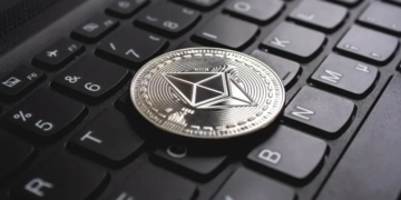 Ethereum se atreve a salir de la sombra de Bitcoin y busca convertirse en la nueva reina de las criptomonedas