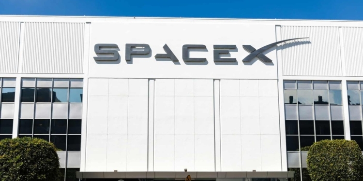 SpaceX de Elon Musk mueve millones en Bitcoin mientras se alista para salir a bolsa en 2026 1 SpaceX de Elon Musk mueve millones en Bitcoin mientras se alista para salir a bolsa en 2026
