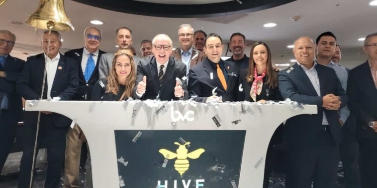 La Bolsa de Colombia abre las puertas a la inversión en minería de Bitcoin e inteligencia artificial