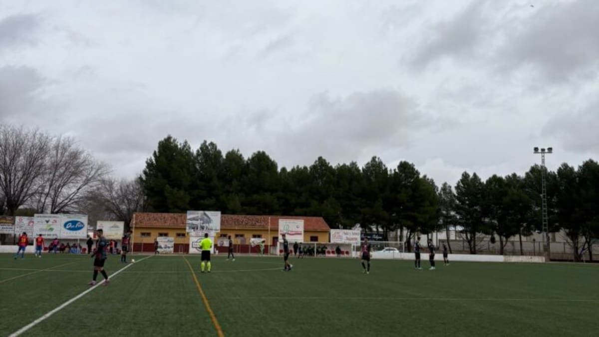 Los equipos manchegos de Segunda y Tercera RFEF deslumbran este fin de semana: ¡descubre los emocionantes resultados!