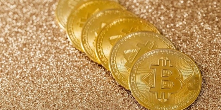 El bitcoin se aferra a la cima: ¿se aproxima a los 90.000 dólares?