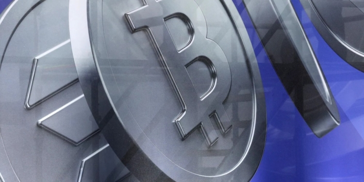 Traders en la expectativa: ¿podrá el bitcoin recuperar los US$100.000 tras su caída de fin de año?