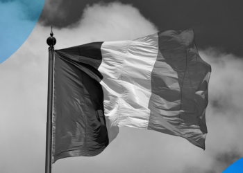 Violenta escena en Francia: Asaltantes encapuchados inmovilizan a mujer y le roban USB de criptomonedas a punta de pistola