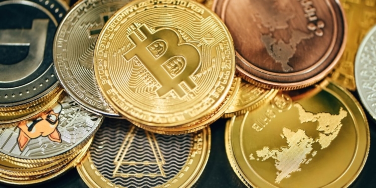 El ascenso de Bitcoin y las stablecoins en medio del choque entre Trump y la Fed