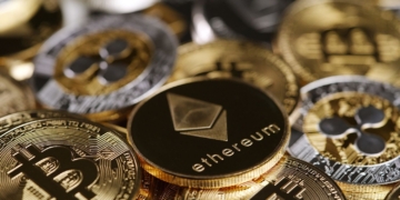 Ethereum desafía el soporte de $3,100: ¿se avecina un estallido de altcoins?