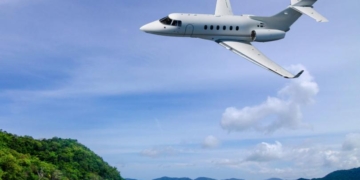 Ethereum ETHZilla sorprende al adquirir motores de avión por 12 millones de dólares, impulsando la tokenización de activos reales.