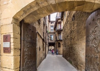 Daniel Solana de Basquetour comparte su entusiasmo tras el éxito en Fitur