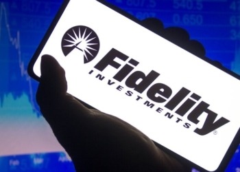 Fidelity Investments se adentra en el mundo de las criptomonedas con su nueva stablecoin vinculada al dólar en la blockchain de Ethereum.