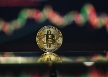 El desplome del Bitcoin: ¿qué está generando la creciente aversión al riesgo entre los inversionistas?