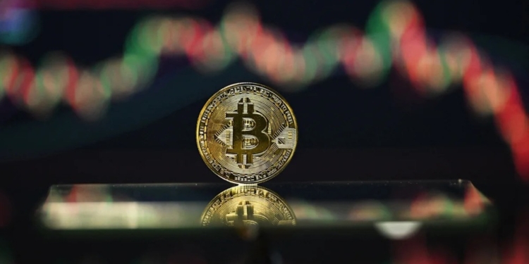 El desplome del Bitcoin: ¿qué está generando la creciente aversión al riesgo entre los inversionistas?