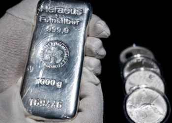 La Fed sacude los mercados: la plata, el oro y el Bitcoin pierden 600.000 millones en su caída más drástica desde 2008. 5 La Fed sacude los mercados: la plata, el oro y el Bitcoin pierden 600.000 millones en su caída más drástica desde 2008.