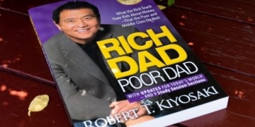 Kiyosaki desafía la turbulencia del mercado y refuerza su fe en Bitcoin y Ethereum