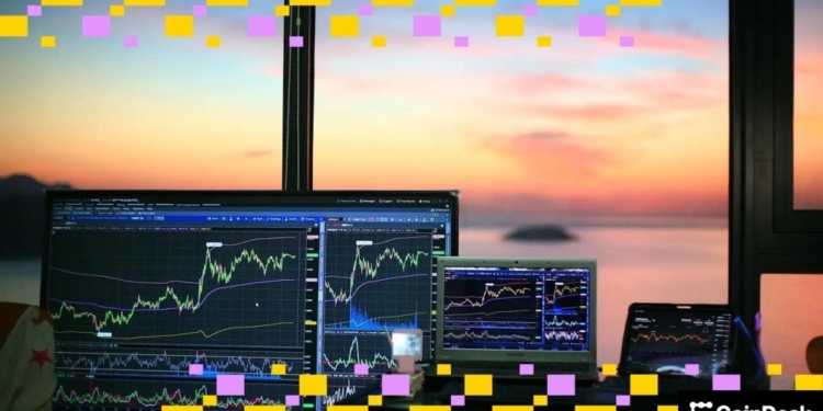 Bitcoin en la cuerda floja: ¿Puede la criptomoneda mantenerse a flote mientras el dólar cobra fuerza?