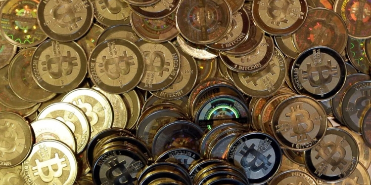 Un inesperado error de Bithumb reparte 620.000 bitcoins entre sus usuarios