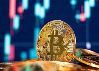 De la ambición de Trump al temor financiero: el desplome de Bitcoin se acerca a los 30.000 dólares.