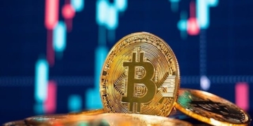 De la ambición de Trump al temor financiero: el desplome de Bitcoin se acerca a los 30.000 dólares.