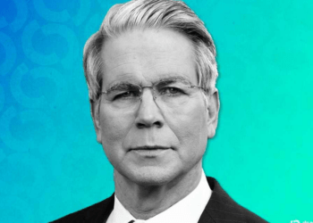 La aprobación del Clarity Act podría calmar los mercados ante la inestabilidad de Bitcoin, según Bessent.