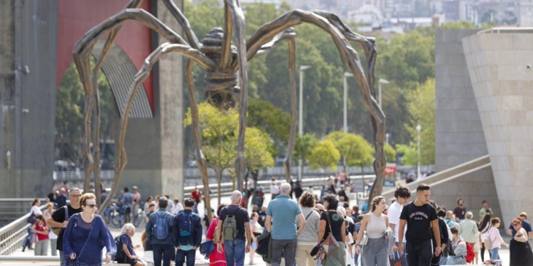 El secreto del éxito turístico en Euskadi: Un modelo que prioriza la tranquilidad y la experiencia sin masificaciones