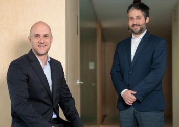 Más de un 50% menos en Bitcoin: ¿Cómo seguimos adelante en medio de la caída?