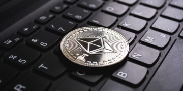 La actualización Fusaka de Ethereum recibe elogios de los analistas de S&P por sus significativas mejoras