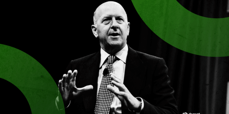 El CEO de Goldman Sachs Revela su Escaso Interés en Bitcoin y Respaldar una Ley Cripto del Senado
