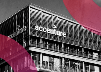 Accenture Monitoriza el Uso de IA por Parte de Sus Empleados para Definir Quiénes Promocionan