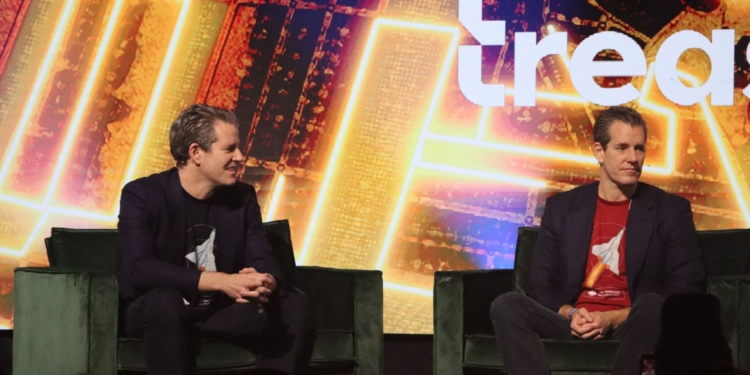 Winklevoss venden Bitcoin y Gemini se tambalea: ¿qué hay detrás de las pérdidas? 1 Winklevoss venden Bitcoin y Gemini se tambalea: ¿qué hay detrás de las pérdidas?