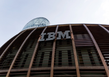 La IA provoca el mayor batacazo de IBM desde 2000: acciones se hunden un 13%