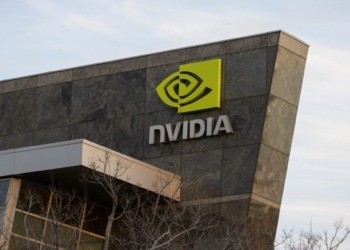 Caos tecnológico: batacazo de Nvidia por la IA sacude Wall Street y arrastra a Bitcoin