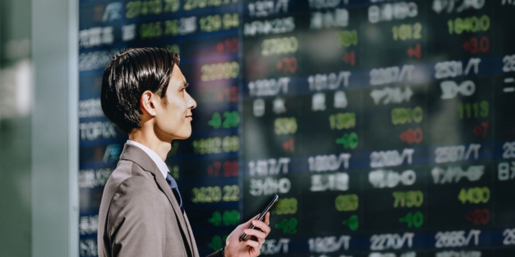 Fondo soberano surcoreano desafía al mercado y aumenta posiciones en Bitcoin mientras los precios se hunden 1 Fondo soberano surcoreano desafía al mercado y aumenta posiciones en Bitcoin mientras los precios se hunden