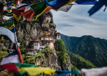 Bután lanza visados en Solana en pleno criptoinvierno: ¿acto audaz o temeridad? 4 Bután lanza visados en Solana en pleno criptoinvierno: ¿acto audaz o temeridad?